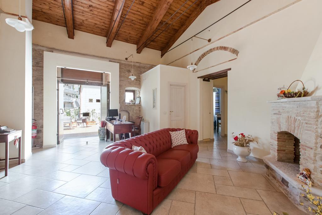 A Casa Nostra Residenza Di Charme Bed & Breakfast Candela Dış mekan fotoğraf