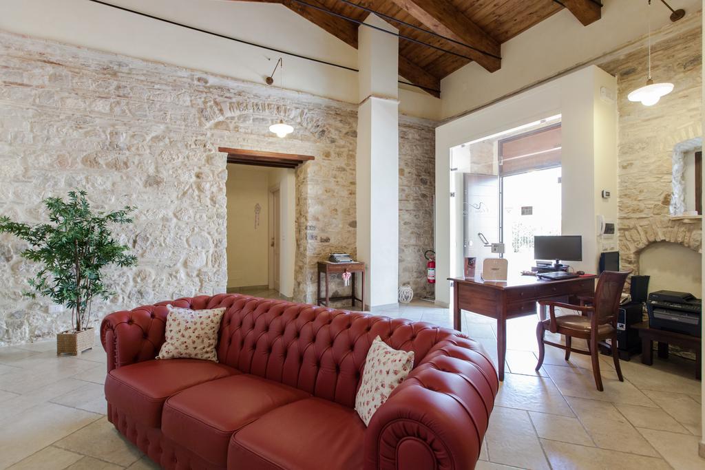 A Casa Nostra Residenza Di Charme Bed & Breakfast Candela Dış mekan fotoğraf