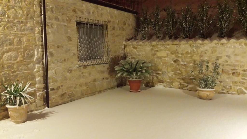 A Casa Nostra Residenza Di Charme Bed & Breakfast Candela Dış mekan fotoğraf