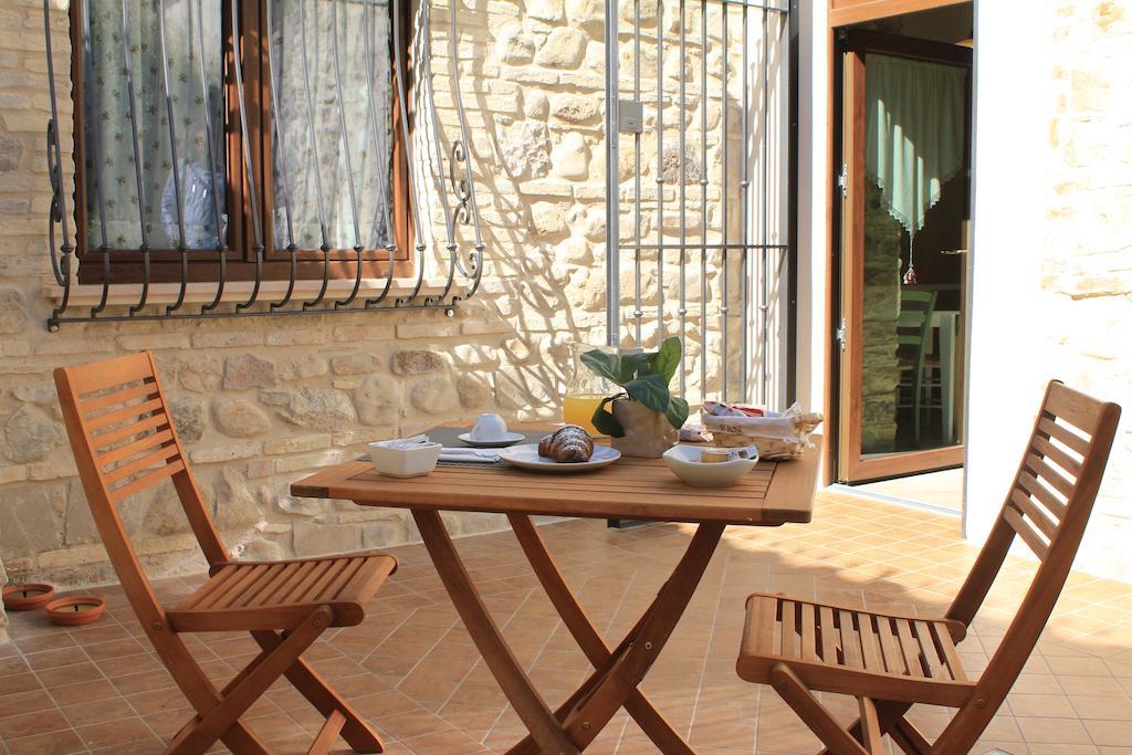 A Casa Nostra Residenza Di Charme Bed & Breakfast Candela Dış mekan fotoğraf